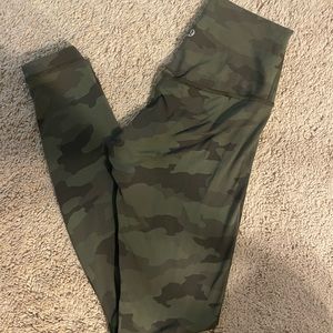 Lululemon Align 28”